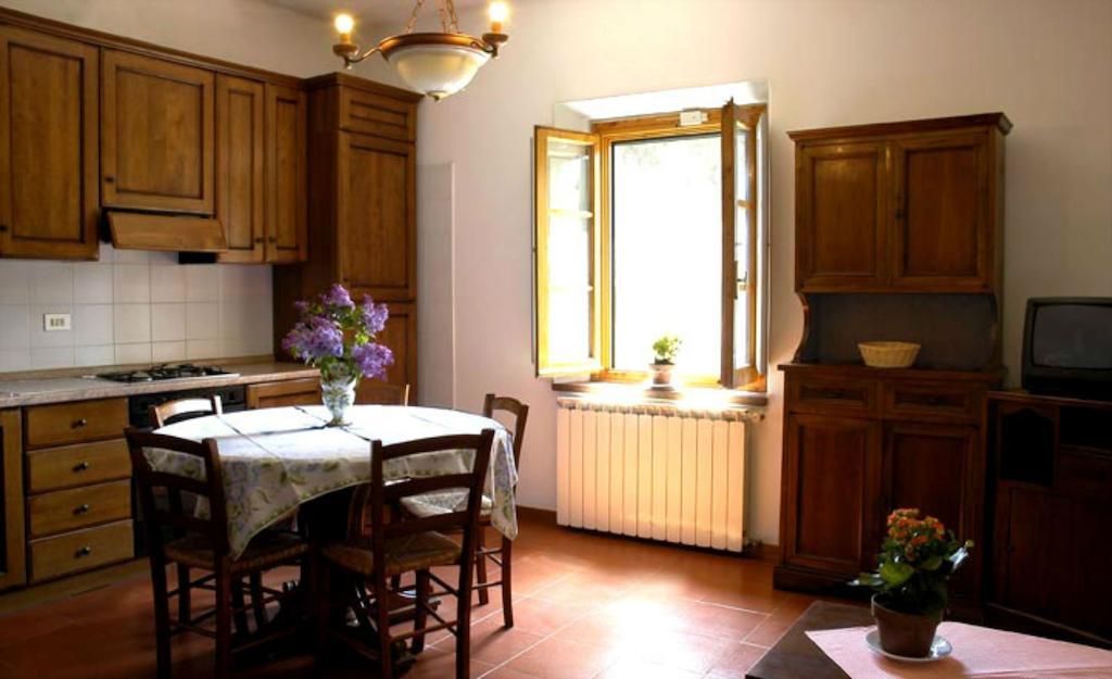 Agriturismo Le Pianore Montespertoli Rum bild